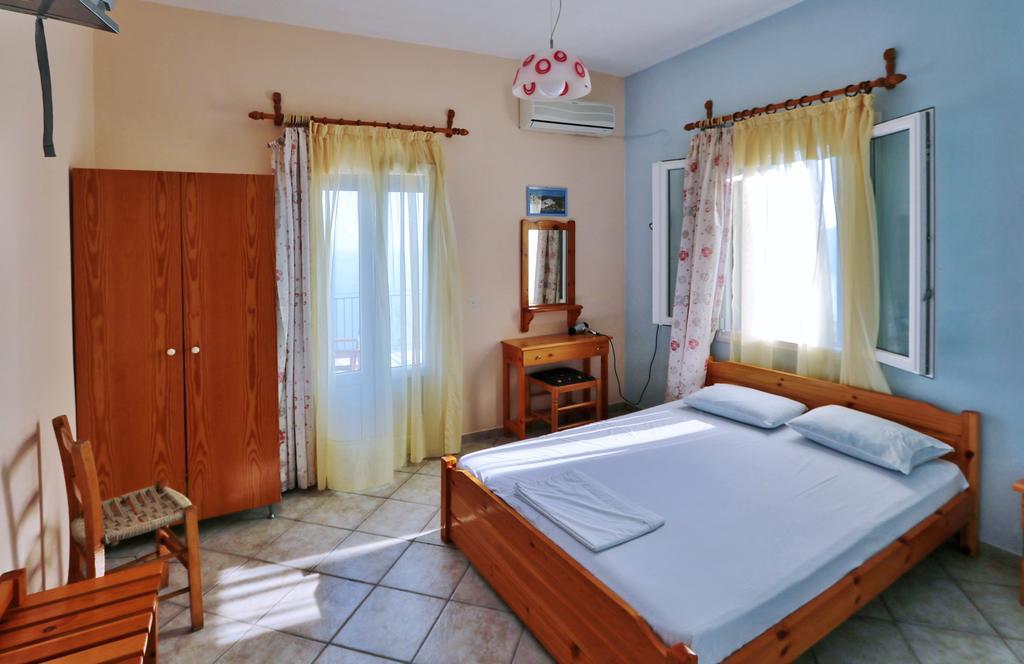 Panorama Studios Skopelos Town Exterior photo