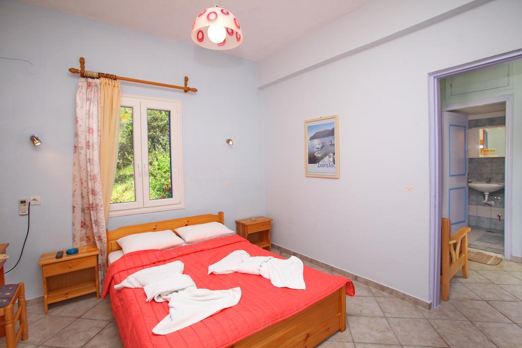 Panorama Studios Skopelos Town Exterior photo